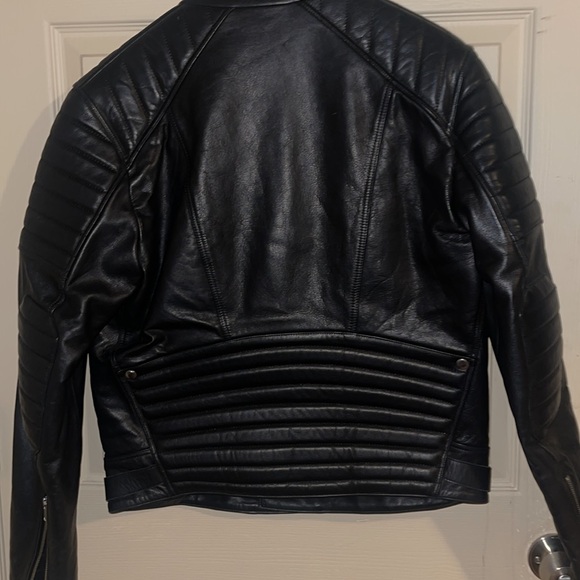 Jacket - Picture 4 of 7